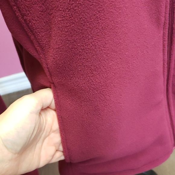 NWT ❤🤍🖤 Landway Fleece Grape Zip Up Cardigan Sweater - Picture 10 of 13
